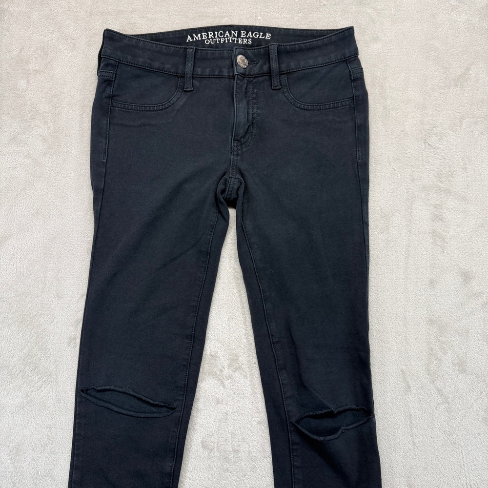 American Eagle Jeans Women's 2 Jegging Black Super Stretch Distressed Knee Slits - Picture 2 of 10